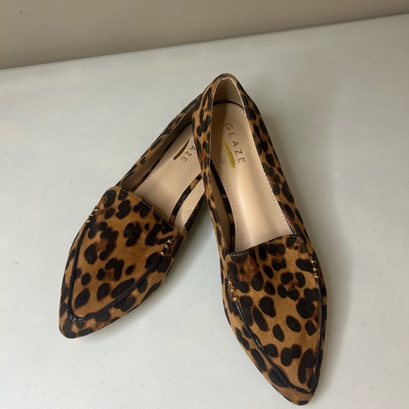 Glaze Shoes - Glaze Faux Suede Leopard Print Loafers Size 8